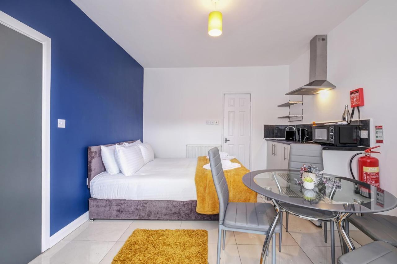 Fernbank Rooms Sudbury Hill, Harrow, Self-Contained Studios With En-Suite Harrow on the Hill Zewnętrze zdjęcie
