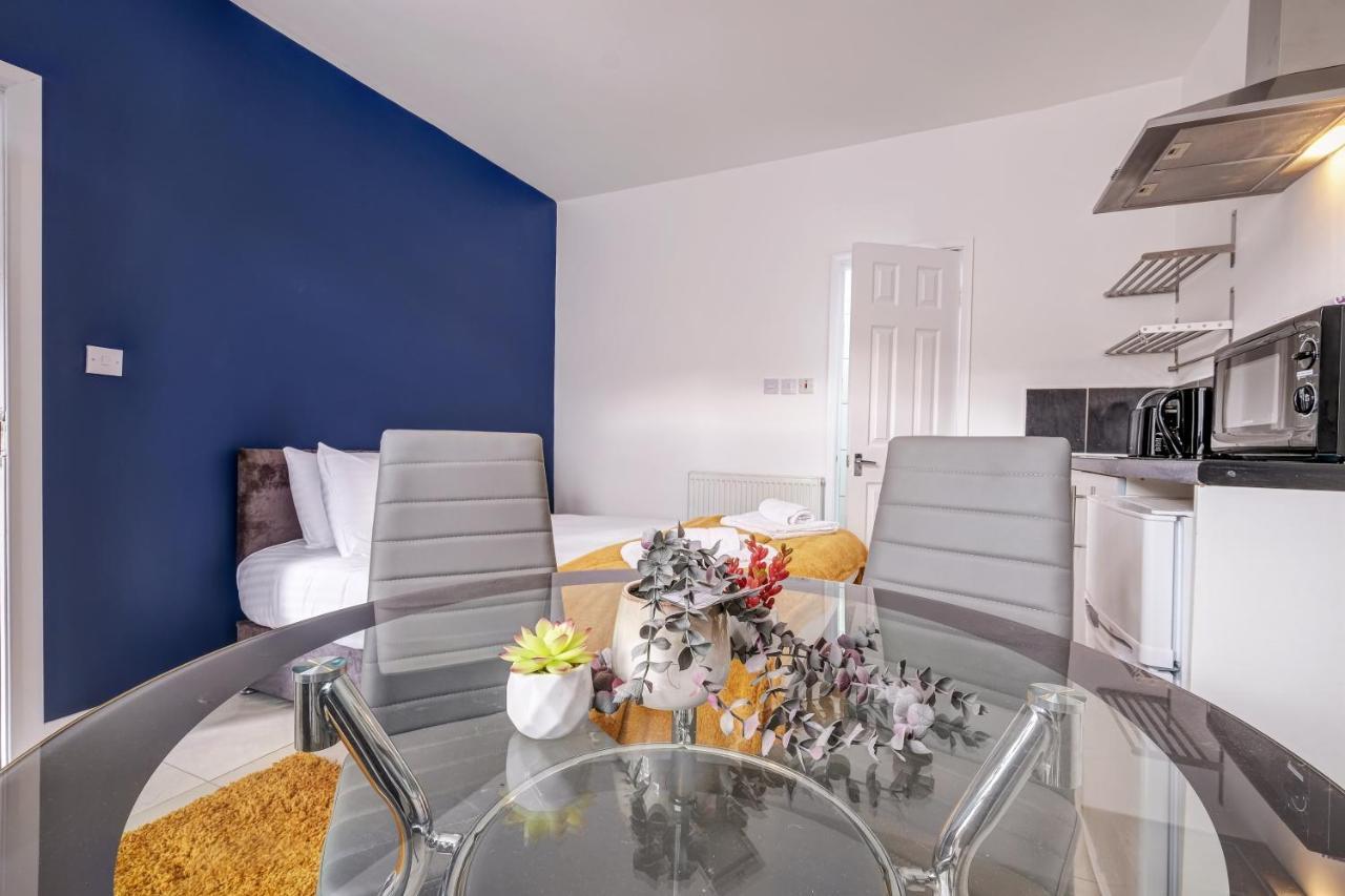 Fernbank Rooms Sudbury Hill, Harrow, Self-Contained Studios With En-Suite Harrow on the Hill Zewnętrze zdjęcie