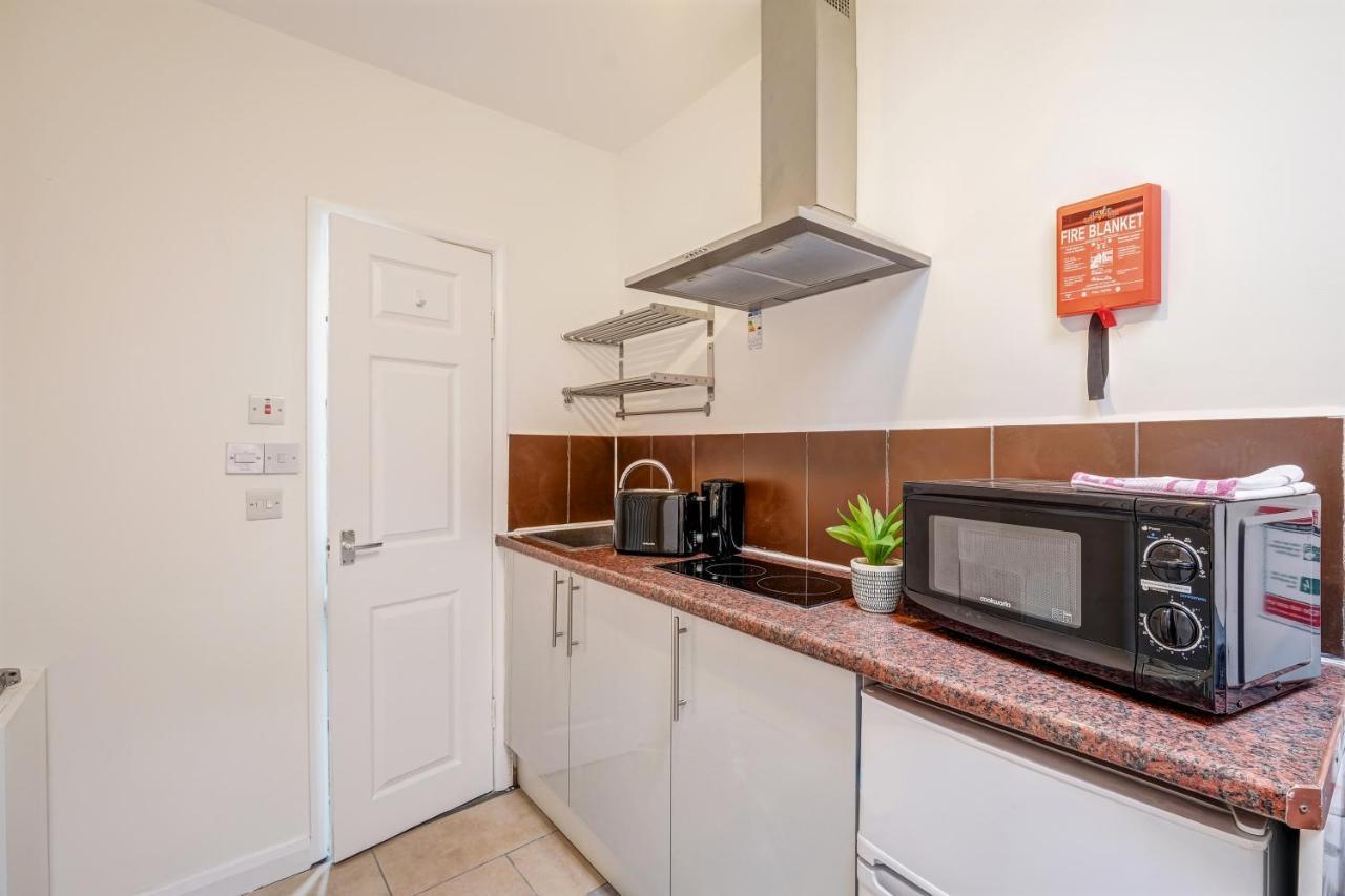 Fernbank Rooms Sudbury Hill, Harrow, Self-Contained Studios With En-Suite Harrow on the Hill Zewnętrze zdjęcie