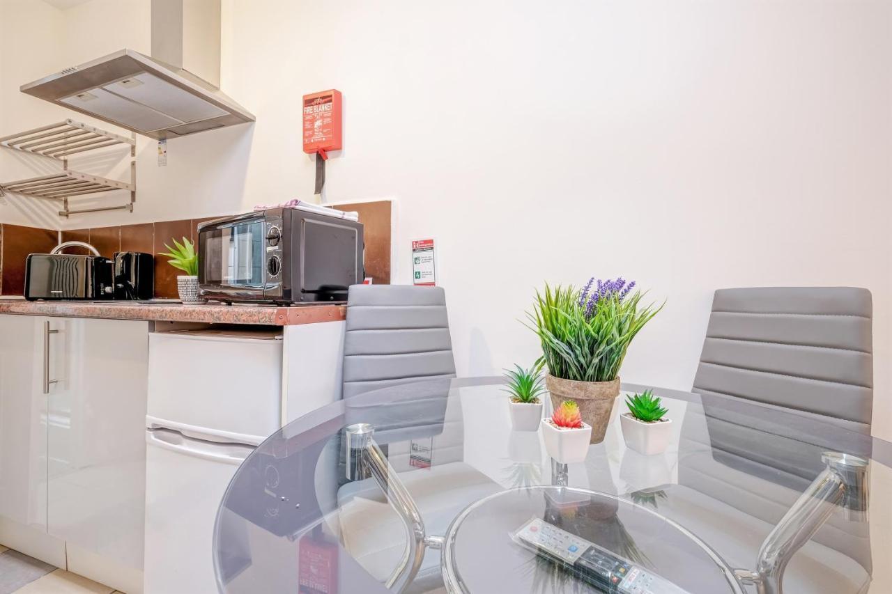 Fernbank Rooms Sudbury Hill, Harrow, Self-Contained Studios With En-Suite Harrow on the Hill Zewnętrze zdjęcie