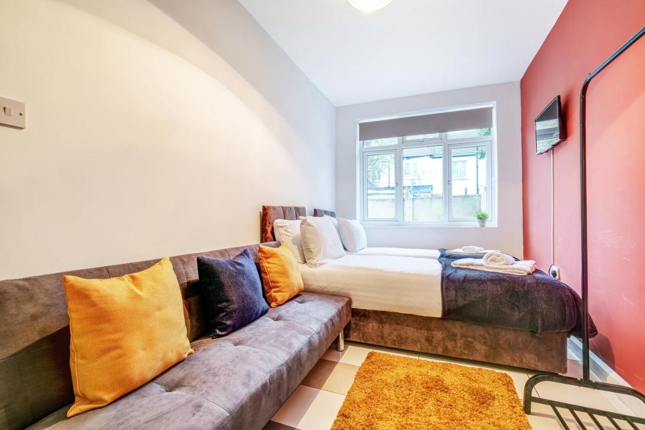 Fernbank Rooms Sudbury Hill, Harrow, Self-Contained Studios With En-Suite Harrow on the Hill Zewnętrze zdjęcie